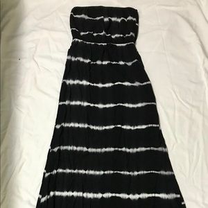 ON TREND TIE-DYE CLASSIC BLACK AND WHITE DRESS!!!